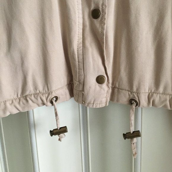 Dex Beige Semi-Cropped Utility Jacket - Picture 13 of 16